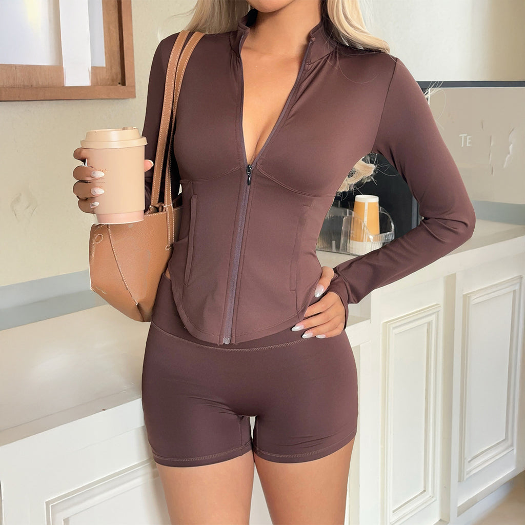 Ensemble de sport : veste manches longues + short pour yoga